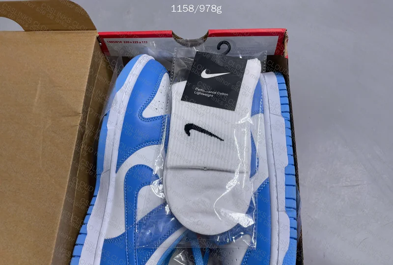 Dunk University Blue - OVO 6