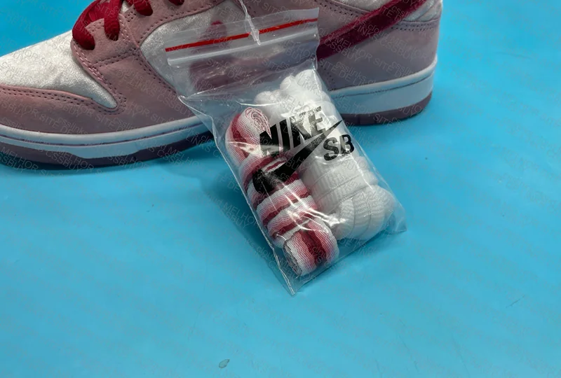 Dunk Valentine 7