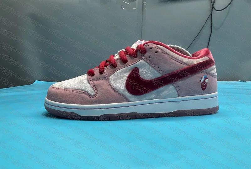 Dunk Valentine 9