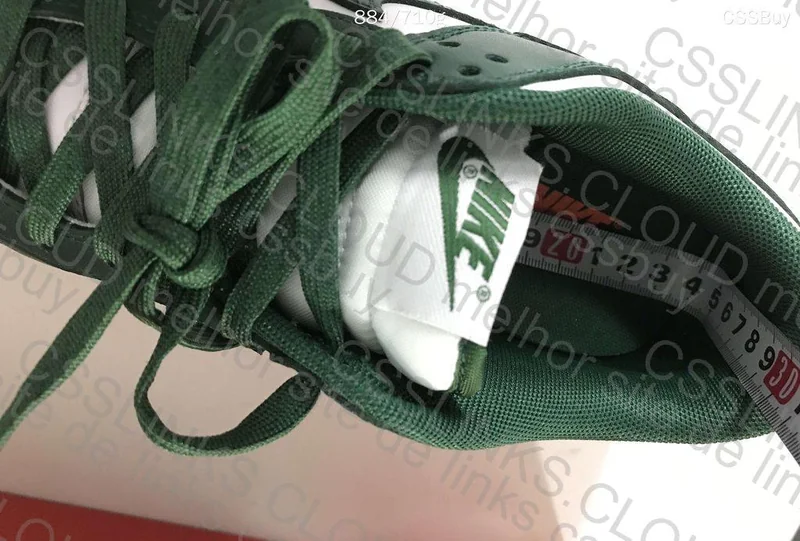 Dunk Varsity Green - W Batch 2