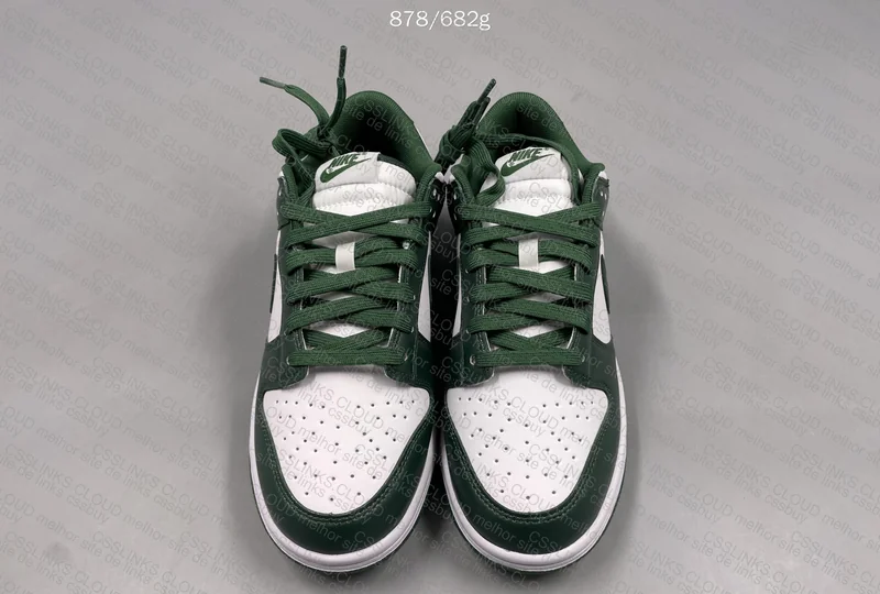Dunk Green and White