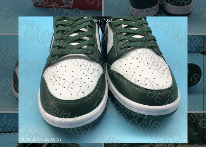 Dunk Green M (Strange Swoosh?) 3