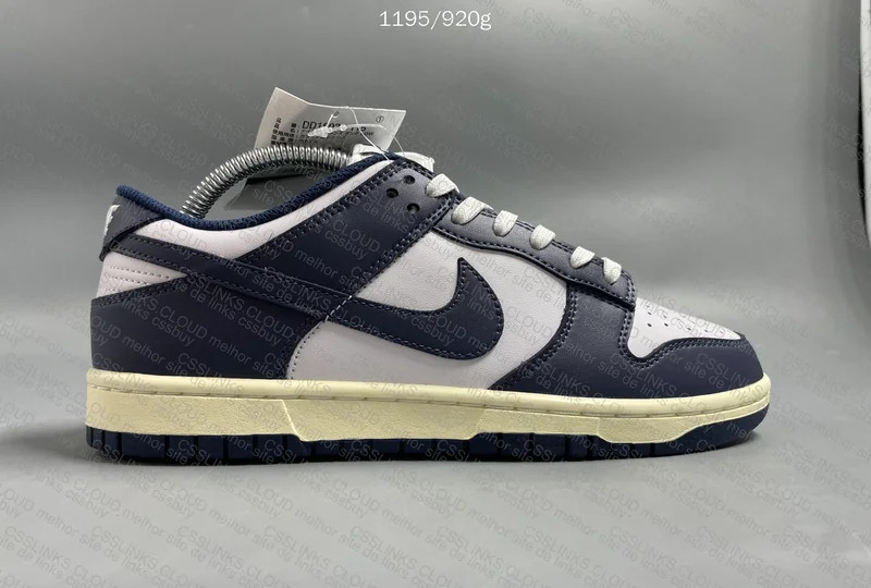 DUNK VINTAGE NAVY 10