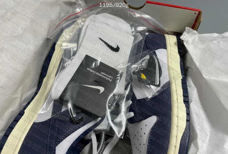 DUNK VINTAGE NAVY 4
