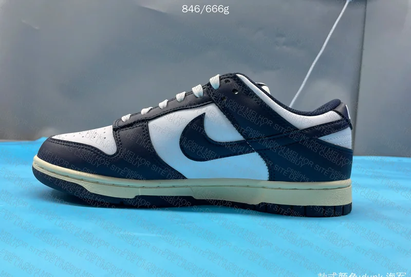Dunk Vintage Navy 2