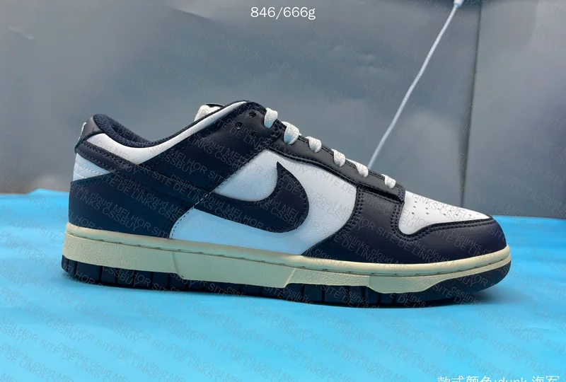 Dunk Vintage Navy 4