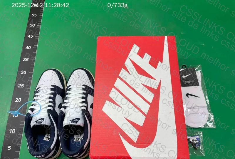 Dunk Vintage Navy 8