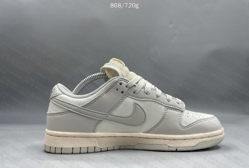 DUNK VT Bone Light 3