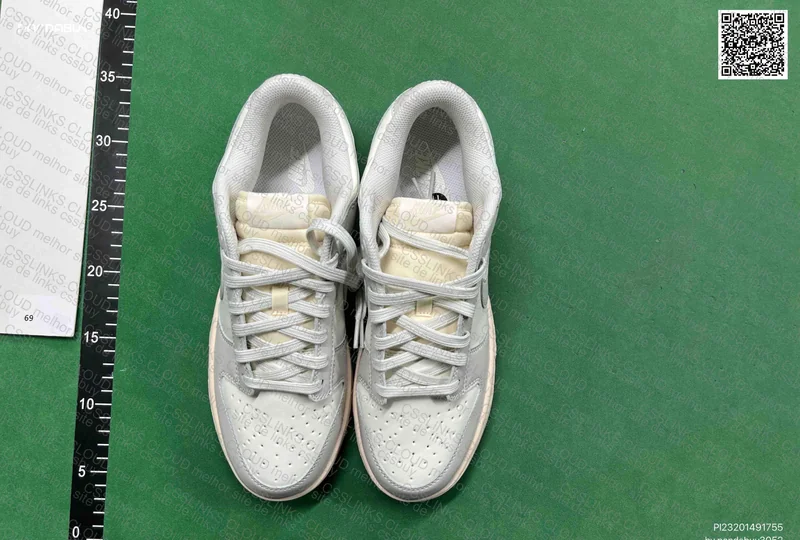 Dunk VT Light Bone 5