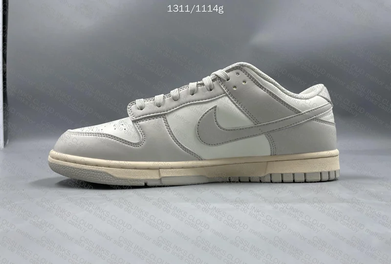 Dunk VT Light Bone 3