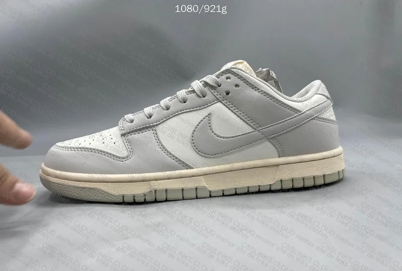 Dunk VT Light Bone 3