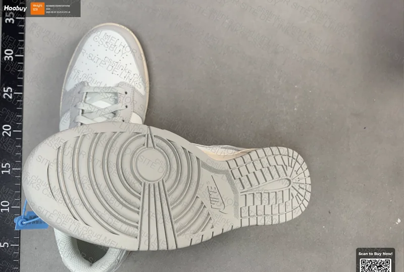 DUNK VT Light Bone 2