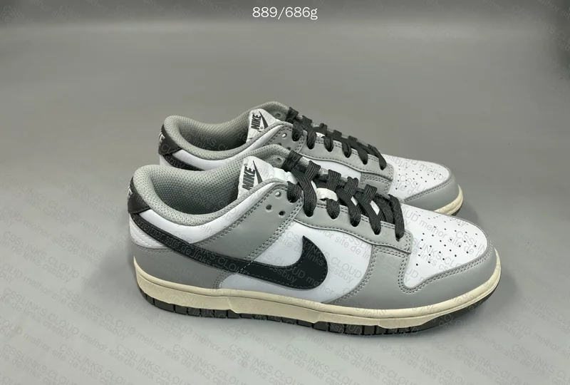 Dunk VT light smoke grey 3