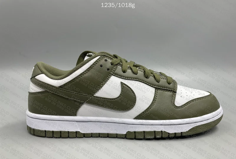 Dunk VT - Oliver Green