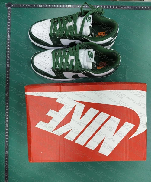 DUNK VT Varsity Green white 4