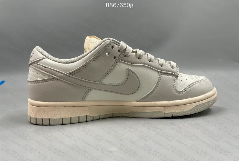 DUNK VT WHITE 2