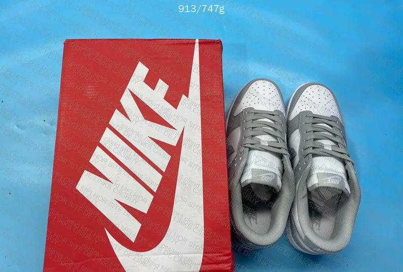 Dunk White Grey 2
