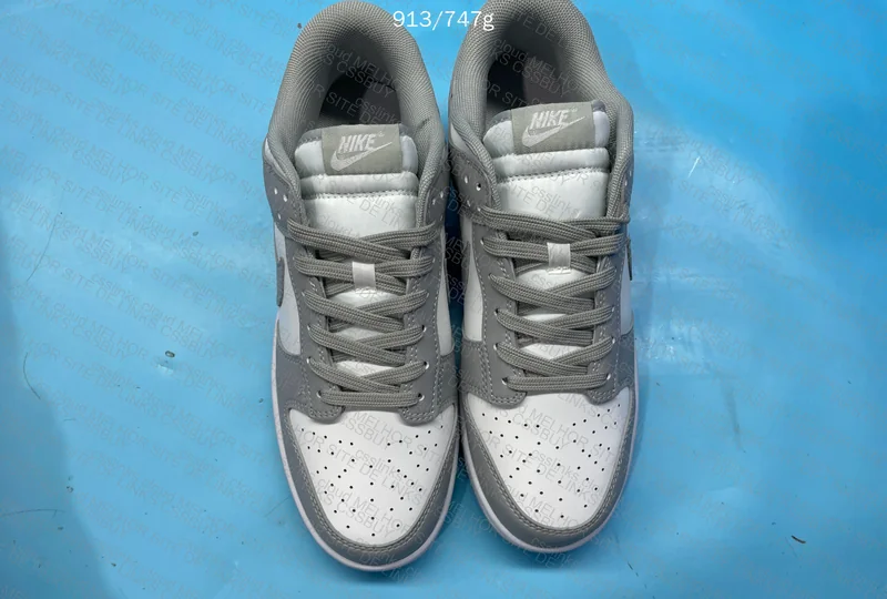 Dunk White Grey 4