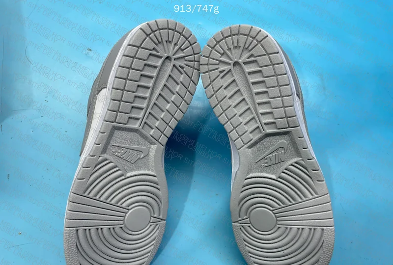 Dunk White Grey 6