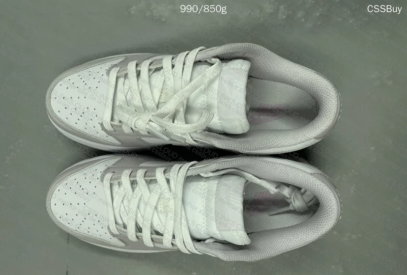 Dunk White Light Purple