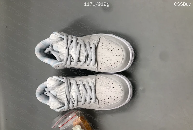 Dunk White Lobster 7