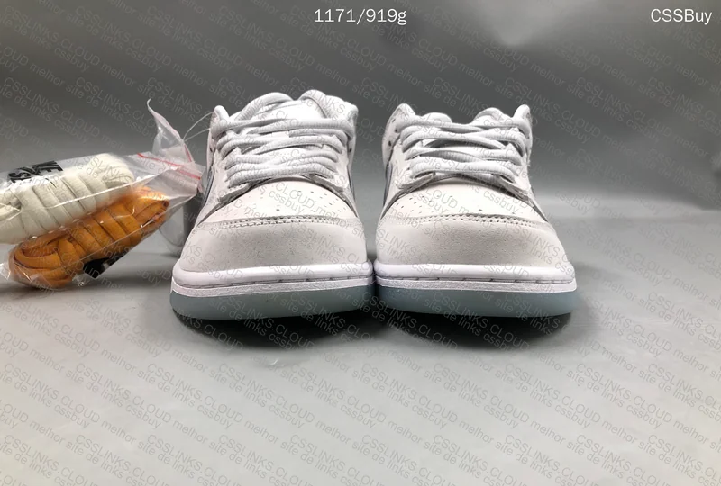 Dunk White Lobster 8