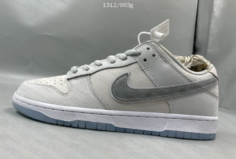 Dunk White Lobster