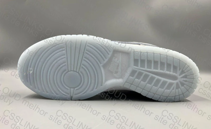 DUNK WHITE LOBSTER 4