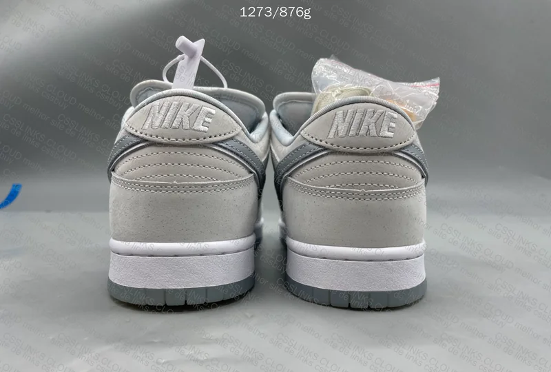 Dunk White Lobster
