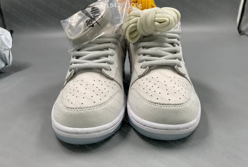 Dunk White Lobster 8