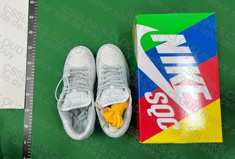 Dunk White Lobster