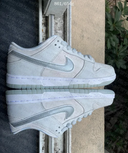 Dunk White Lobster M Batch - 99y