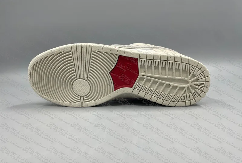 Dunk White Valentine Day - Batch M 9