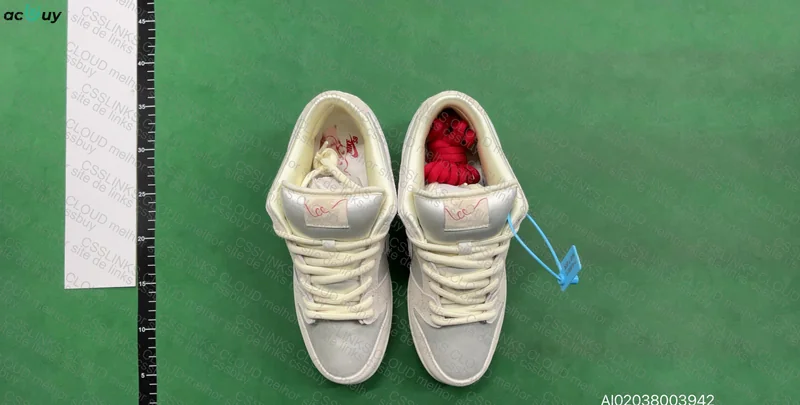 DUNK White Valentine's Day! 5