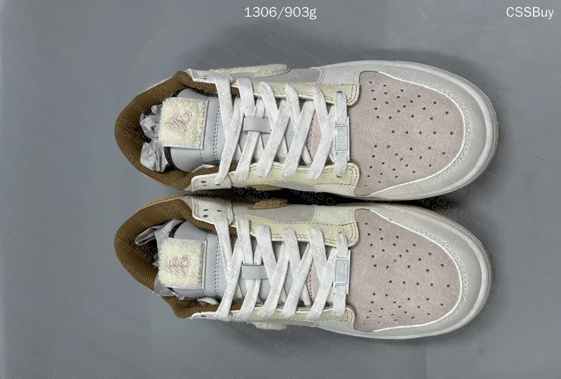 DUNK YEAR OF RABBIT 4