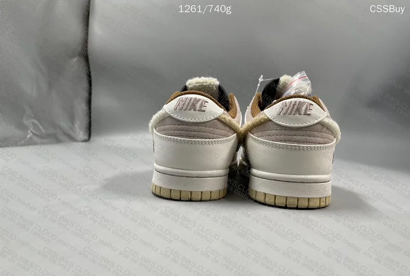 DUNK YEAR OF THE RABBIT 3