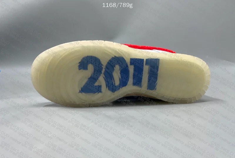 DUNK YEAR OF THE RABBIT - SALE GT 2