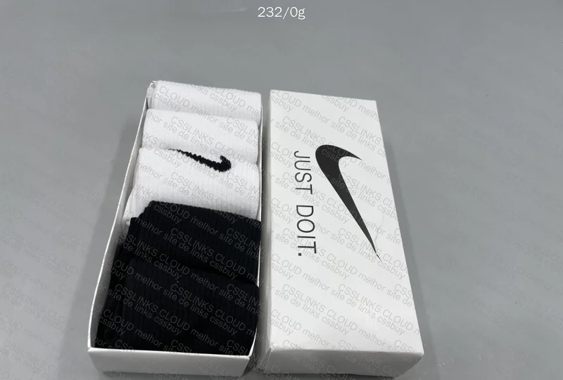 Nike Dunks and Socks 7