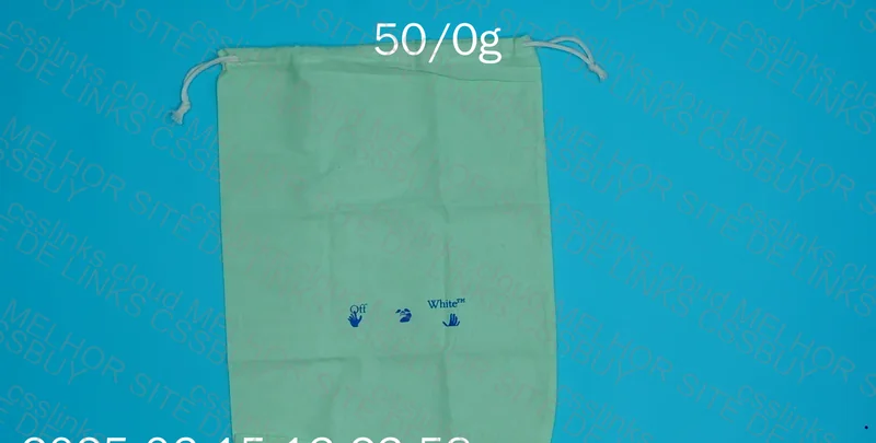 Dust bag off white