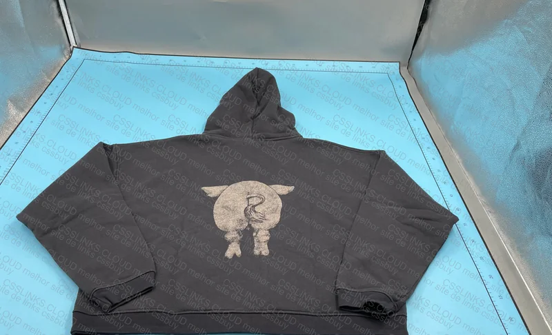 Enfants Riches Deprimes Pig Alan Jackson Assemblage Zip 4