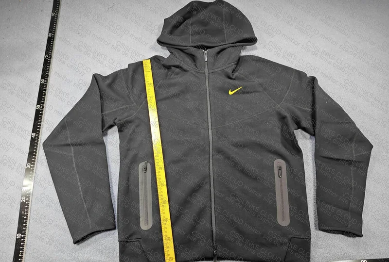 Ensemble Nike tech x NoctaPrix : 218 CNYTaille L 3