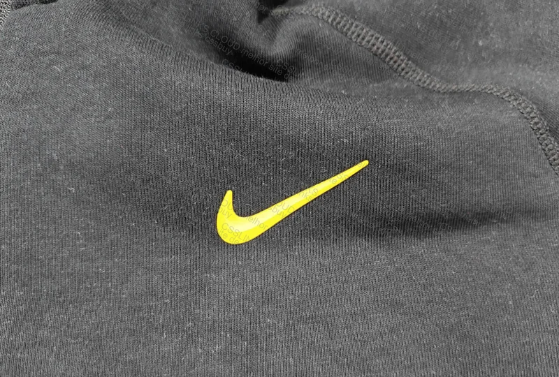 Ensemble Nike tech x NoctaPrix : 218 CNYTaille L 8