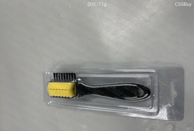 Suede Brush