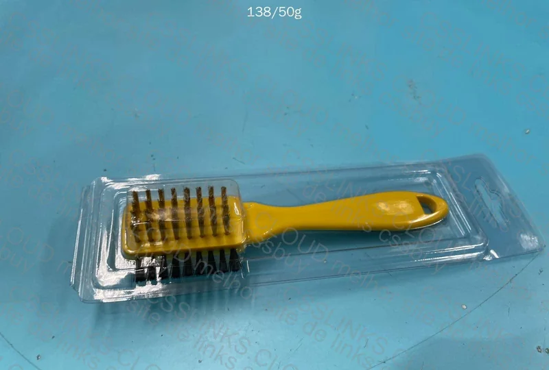 Brush to Revive and Clean SUEDE