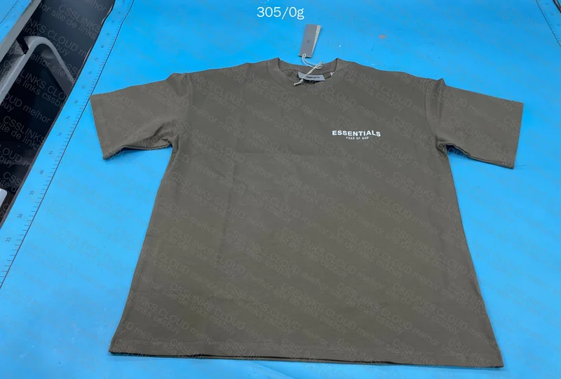Essential Shirt 2