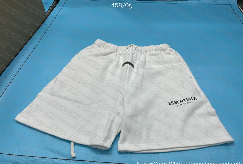 ESSENTIALS - SHORTS