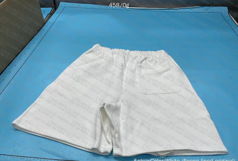 ESSENTIALS - SHORTS 3