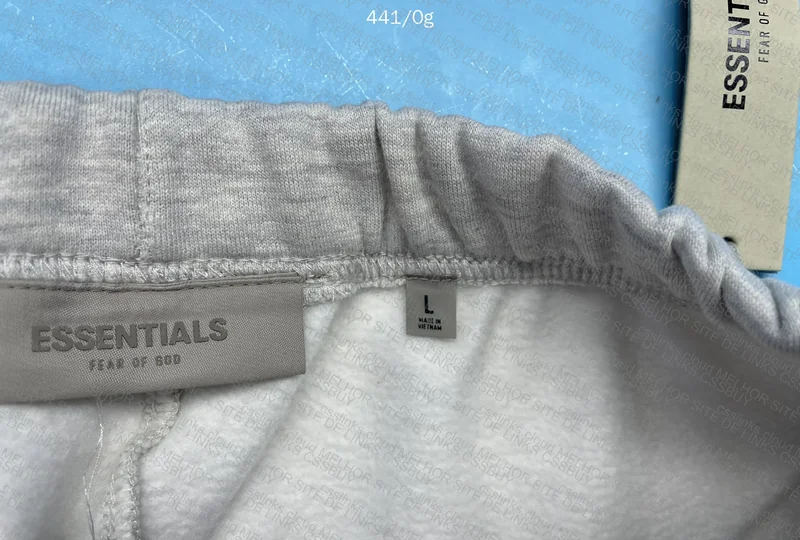 Essentials Shorts 4
