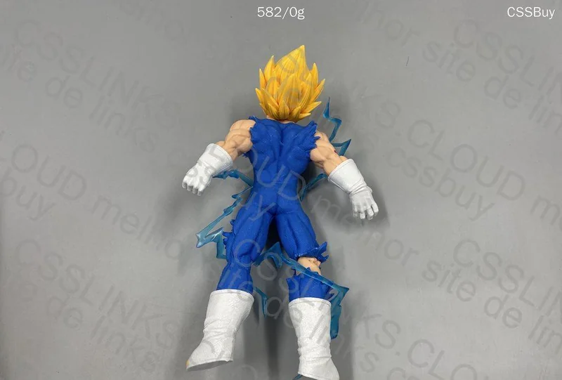 Figure Vegeta todo estourado