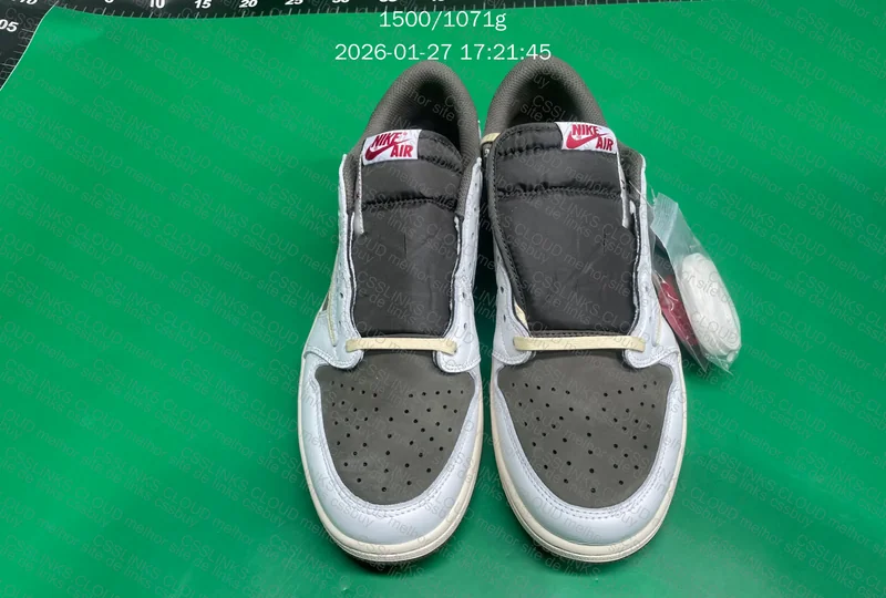 FK SALE - Reverse Mocha Travis Scott AJ1 6